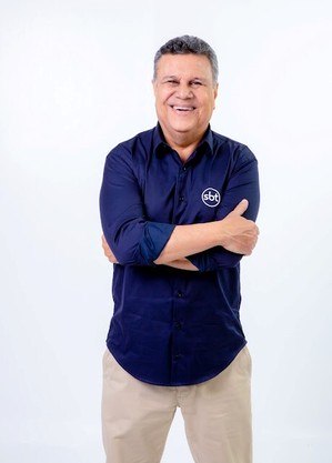 Téo José comanda a transmissão do Campeonato Carioca no SBT