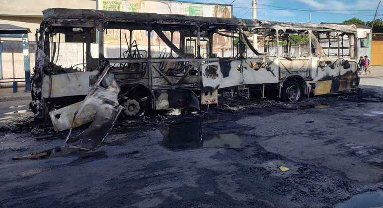 Motorista foi parado quando chegava à garagem da empresa
