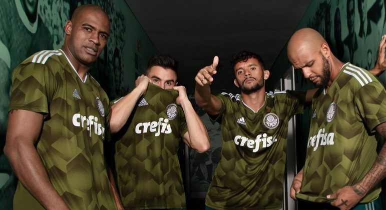 Terceiro uniforme do Palmeiras lancado pela Adidas em Outubro/2018.