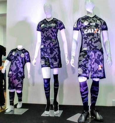 O terceiro uniforme do Santos, lançado em setembro de 2017, foi comparado à Patrulha Maluca