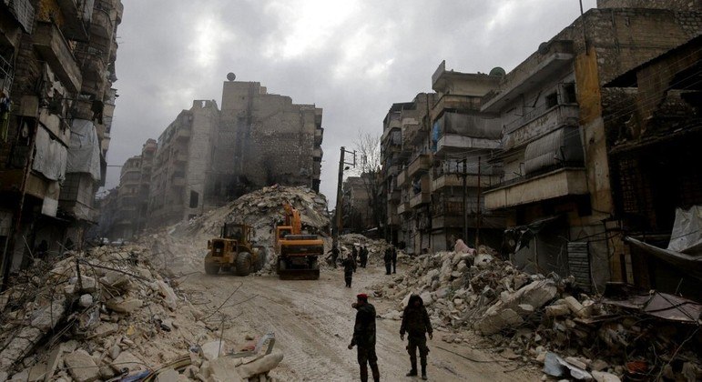 Prédios foram abaixo após tremor de terra na Síria