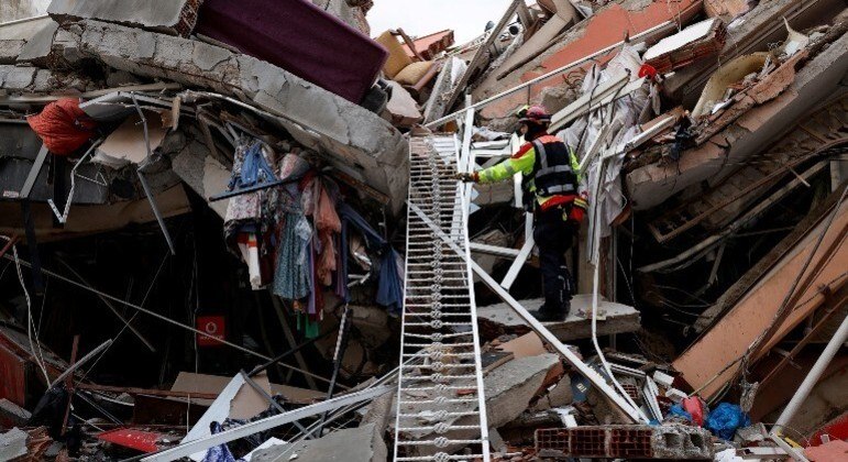 Forte terremoto abalou a Turquia e a Síria
