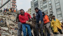 Time de vôlei está desaparecido após terremoto na Turquia 
