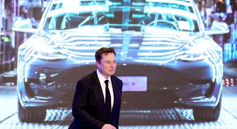 Sistema de piloto automático de carros Tesla serão alvo de nova investigação