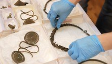 Joias de mais de 2.500 anos são encontradas em floresta na Suécia 