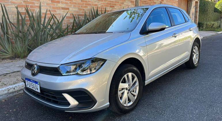 Polo 170TSi abastecido com etanol onde ele faz cerca de 12km/l na estrada e 9,6km/l na cidade
