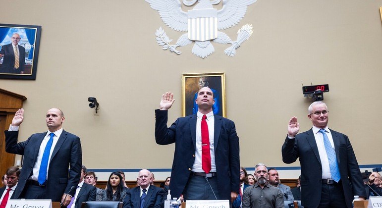Congresso dos Estados Unidos ouviu três testemunhas sobre casos com óvnis