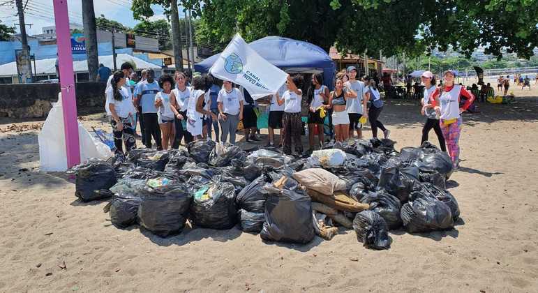 Desde 2020 cerca de 130 toneladas de lixo já foram retiradas no Rio de Janeiro
