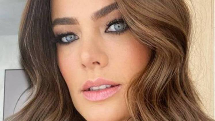 Depois de viver uma mulher de fé na novela Apocalipse, a atriz Thais Pacholek está de volta à Record TV para um novo desafio, na superprodução Reis. Na pele de Monique, a atriz comoveu o público em 2017. Após ser arrebatada, ela deixou aprendizados ao então namorado Uri (Emilio Orciollo Neto), que se mostrou arrependido por duvidar de suas crenças