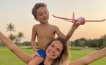 Mãe do pequeno Luís Miguel, de 5 anos, Thaís Pacholek compartilha momentos de diversão com o filho nas redes sociais. Com brincadeiras, viagens e festas, a atriz, que está confirmada no elenco de Reis, nova superprodução da Record TV, mostra que é uma eterna criança