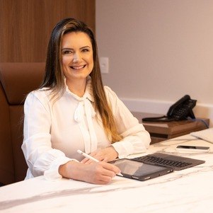 Doutora Thalita Meluzzi