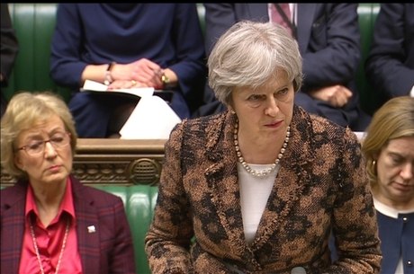 Resultado de imagem para É 'muito provável' que Moscou tenha envenenado ex-espião, diz May