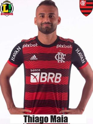 Thiago Maia: 5,0 – Partida bem abaixo do esperado do primeiro volante do Flamengo. Pouco fez para a bola chegar com qualidade ao setor ofensivo rubro-negro.