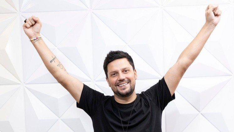 Emoção, tensão e reviravolta! Foram esses os ingredientes principais que rechearam a primeira Prova da Virada de A Grande Conquista. Na atividade, Bruno Tálamo, Natália Deodato e Thiago Servo tiveram que botar para jogo todos os conhecimentos gerais que possuíam e caprichar nas estratégias usadas para vencer a dinâmica e escapar da Zona de Risco. Veja como foi! 