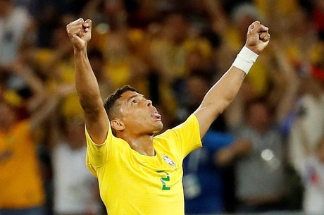 Thiago Silva será o capitão do Brasil contra no 2º jogo