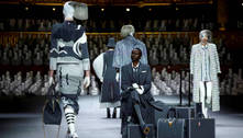 Thom Browne estreia na alta-costura de Paris com desfile dramático na Ópera