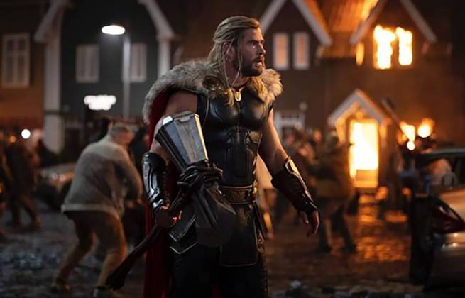 Thor é o grande papel da carreira de Chris Hemsworth, ator australiano que está em atividade desde 2002. 