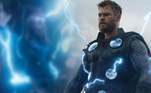 A gente viu Thor em ação em vários filmes recentes da Marvel nos cinemas. Sempre interpretado por Chris Hemsworth, o herói é um dos grandes destaques desse universo, aparecendo sempre de forma pomposa, rodeado por efeitos especiais e realizando grandes feitos. Mas no passado...