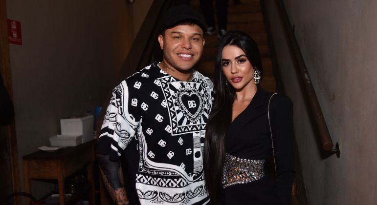 Tierry e Mikaelly Amorim fazem primeira aparição pública