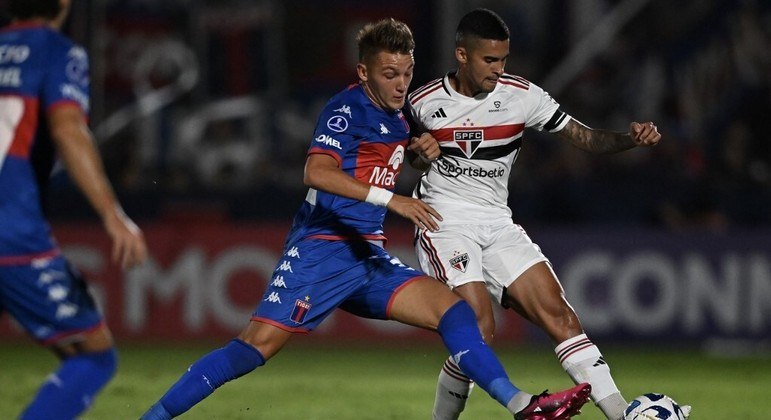 São Paulo e Tigre se enfrentaram pela primeira rodada da Copa Sul-Americana