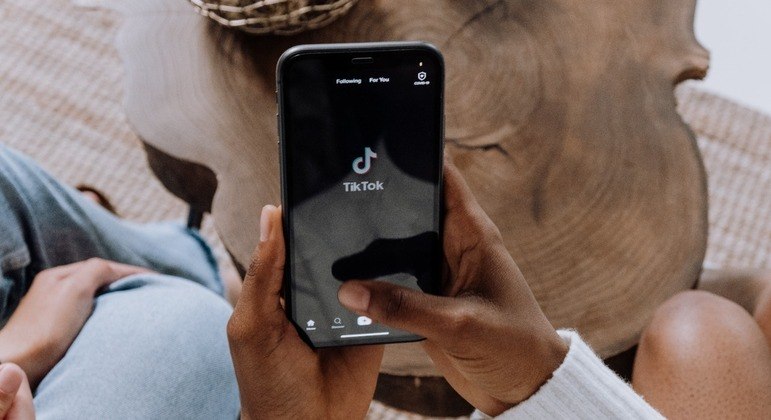 TikTok pode ter processado dados de crianças sem o consentimento dos pais delas