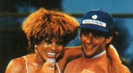 Performance do duo aconteceu em 1993