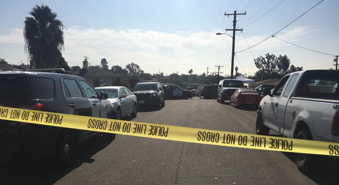 Cinco pessoas morreram, entre elas três delas crianças, após terem sido baleadas, dentro de uma casa na cidade de San Diego