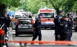 A polícia prendeu o jovem responsável pelos tiros na escola de Belgrado, na Sérvia