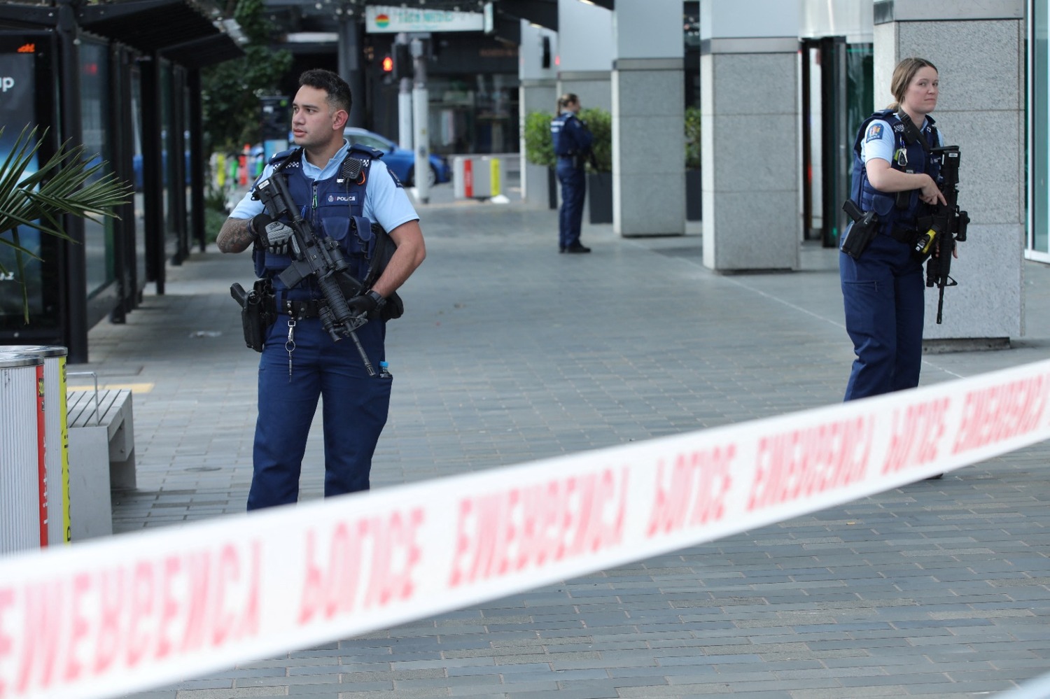 EUA: dois mortos e seis feridos em tiroteio em centro comercial no