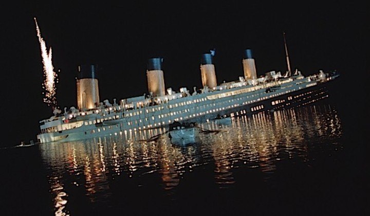 Titanic é — junto de O Senhor dos Anéis: o Retorno do Rei — o recordista em número de Oscars: os dois filmes receberam 11 estatuetas no total