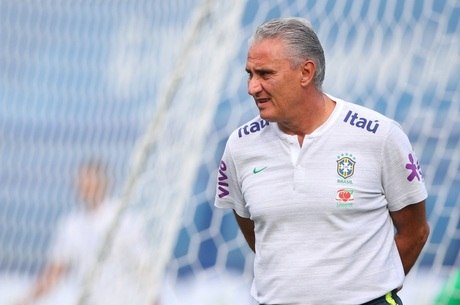 Tite prepara a equipe para jogo contra Costa Rica