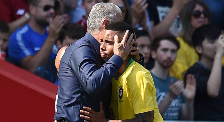 Tite estará no Maracanã para assistir a Flamengo e Palmeiras. Mas não esquece seus protegidos