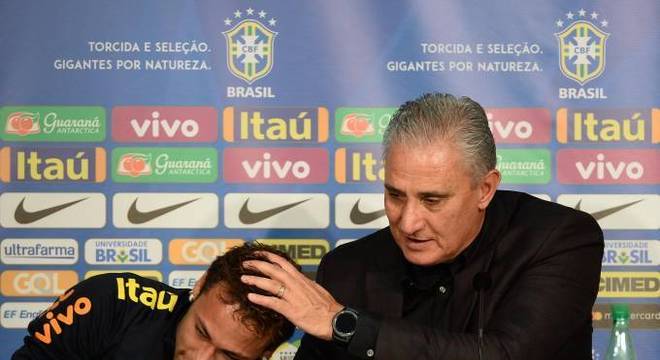 Tite tem de proteger Neymar. Se as dores atrapalharem é melhor que não jogue