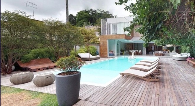 titi quarto giovanna ewbank