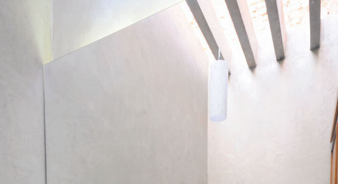 toalha de lavabo - lavabo com espelho iluminado 