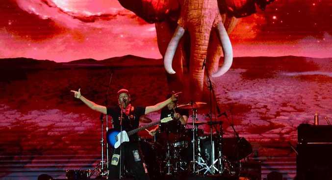 Tom Morello encerrou as apresentações do festival