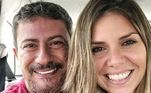 Viúva de Tom Veiga, o 'Louro José', perde o poder de gerir a herança deixada pelo atorA mudança foi feita a pedido dos quatro filhos de Tom, que não confiam em Cybelle Hermínio. Os filhos também tentam anular o testamento que dá 50% dos bens para a viúva. Tom e Cybelle foram casados durante os últimos oito meses de vida do intérprete e estavam prestes a se separar, mas não foi possível assinar os papéis. Acompanhe A Hora da Venenosa e as principais notícias no Balanço Geral! De segunda a sexta, a partir das 11h50; e a edição especial de sábado, às 13h, na tela da Record TV.