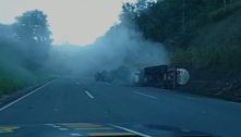 Caminhão tomba e vaza ácido na Régis Bittencourt em Cajati (SP)