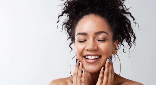 Tônico facial - O que é, para que serve, benefícios e indicações de produtos