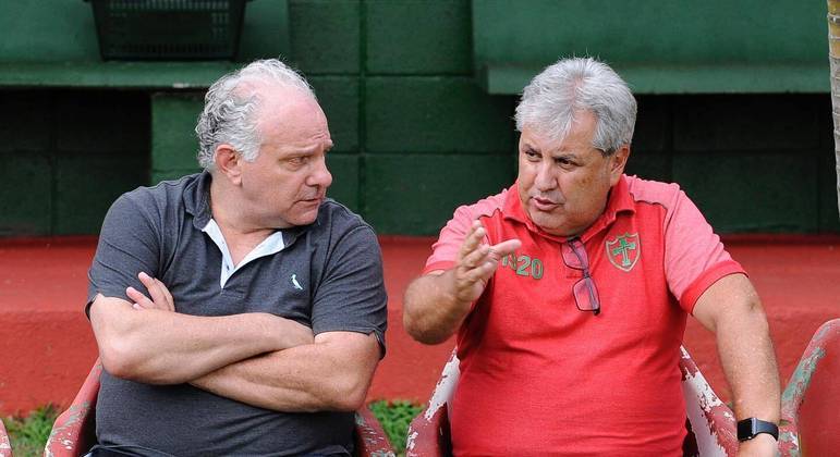 Toninho Cecílio, executivo de futebol, e Gilson Kleina, agora ex-técnico da Portuguesa