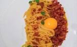 A segunda delícia foi esse Carbonara ou spaghetti alla carbonara, que é uma receita tradicional italiana de massa. Demais, né?