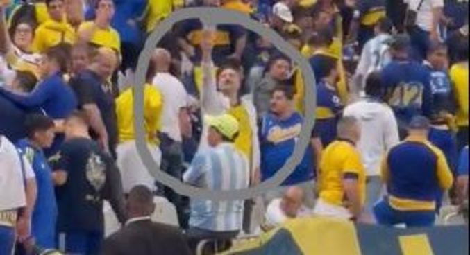 Argentino faz gesto nazista em direção à torcida do Corinthians
