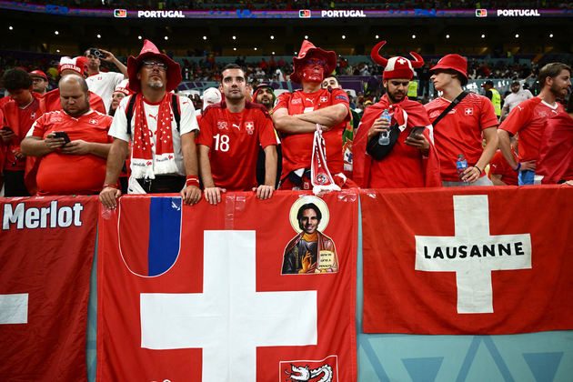 Torcedores da Suíça estão confiantes que seleção passe às quartas de final