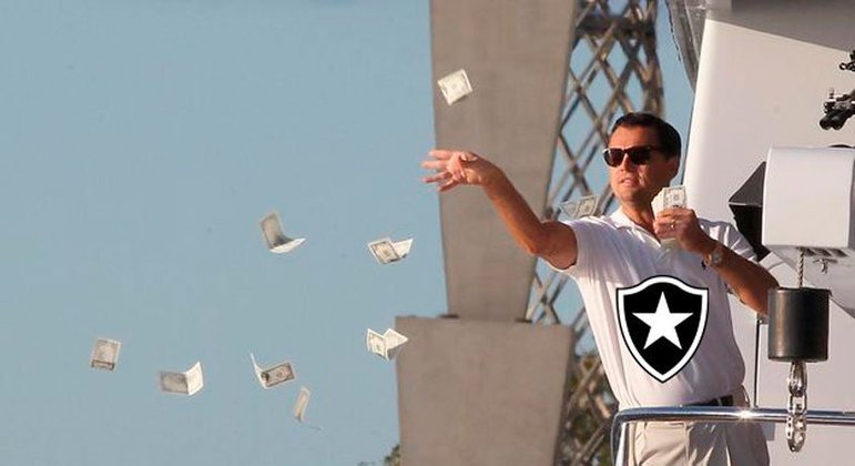 Torcedores fazem memes com assinatura de pré-contrato entre Botafogo e investidor John Textor.