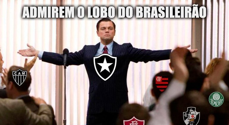 Torcedores fazem memes com assinatura de pré-contrato entre Botafogo e investidor John Textor.