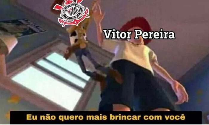 Torcedores fazem memes com saída de Dorival e possível chegada de Vítor Pereira ao Flamengo. 
