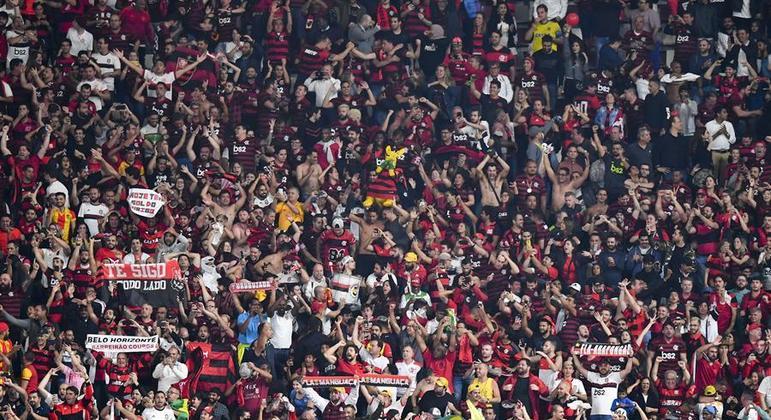 Após polêmica, Flamengo garante que disponibilizou carga de ingressos para o Atlético-MG
