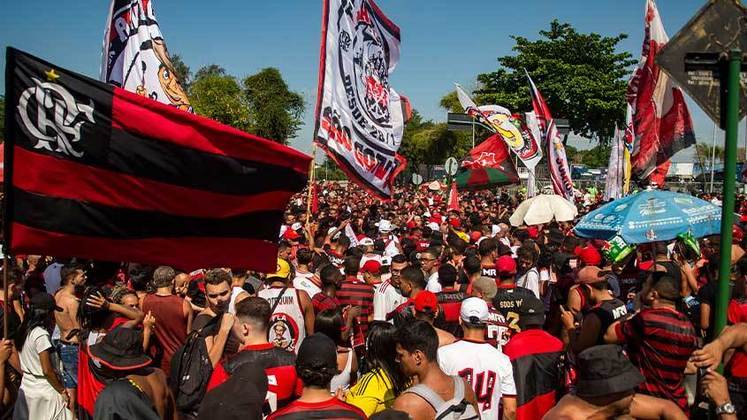 Torcida do Flamengo fez festa no AeroFla