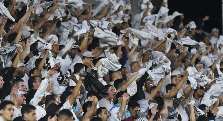 Torcida do Santos se reencontrará com a Arena Barueri em 5/11, às 16h30, contra o Avaí