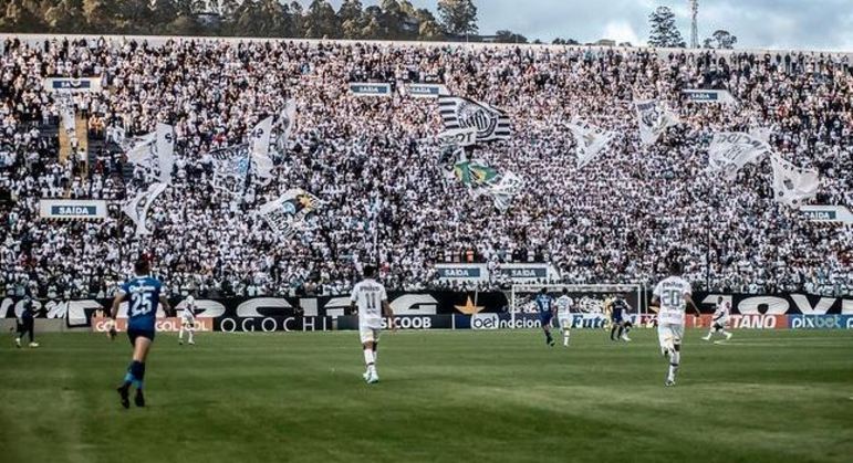Torcida do Santos esgotou os ingressos para estreia no Paulistão